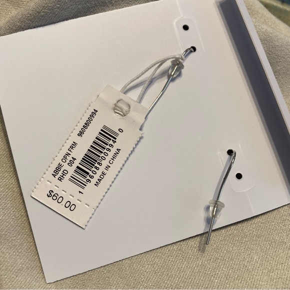 NWT Kendra Scott Abbie Earrings - Picture 2 of 5